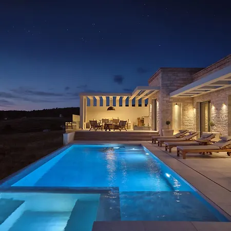 Casa Blanca Villa, Pool, Seaviews & Wine Cellar, By Thinkvilla Volímai